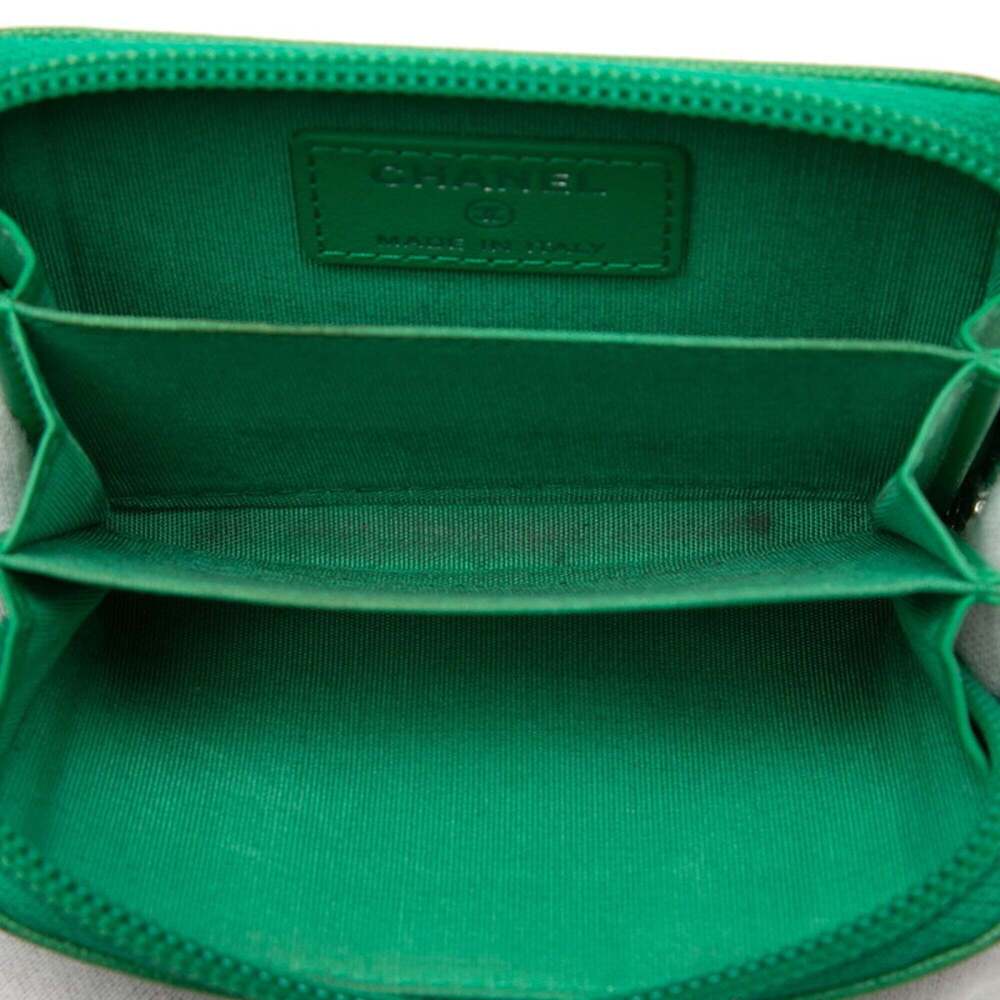 CHANEL Green Caviar Leather Logo Wallet - Picture 4 of 7